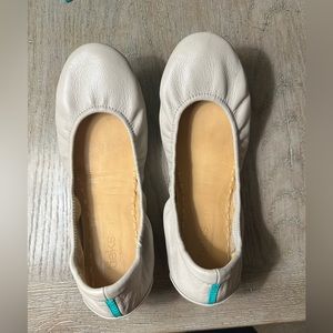 Tieks - Feather Gray
